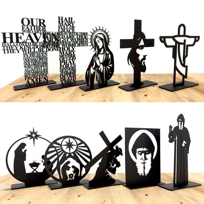 CHRIST CARRYING THE CROSS ACRYLIC STAND - Image 2