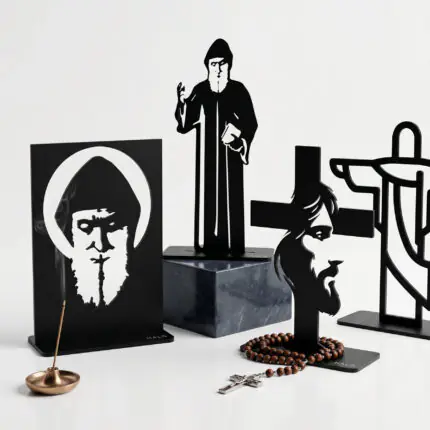 ST CHARBEL ACRYLIC STAND - Image 3