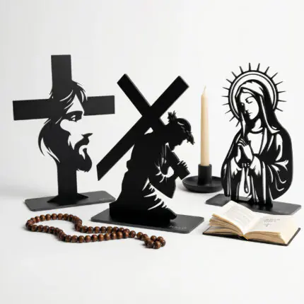 CHRIST CARRYING THE CROSS ACRYLIC STAND - Image 4